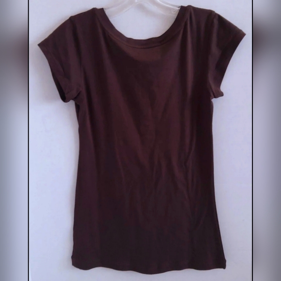 Active Basics My Favorite T v-neck t-shirt size Large (NWOTS) - Picture 2 of 5